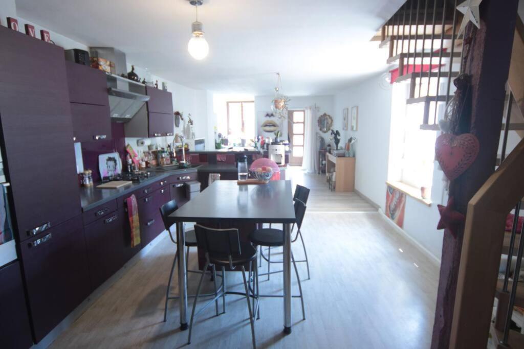 Appartement 90 M2 Vic-sur-Seille Exteriör bild